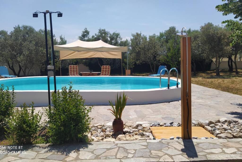 Αρχοντικο Στουσ Προποδεσ Του Ορουσ Διρφυσ Villa Loutsa  Buitenkant foto